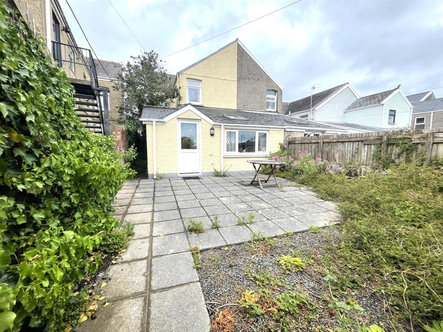 Alexandra Road, Gorseinon, Swansea, SA4 4NN